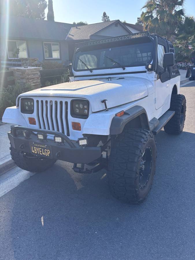 Jeep-diesel-1994-white-5