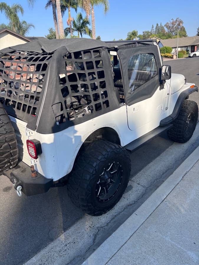 Jeep-diesel-1994-white-6