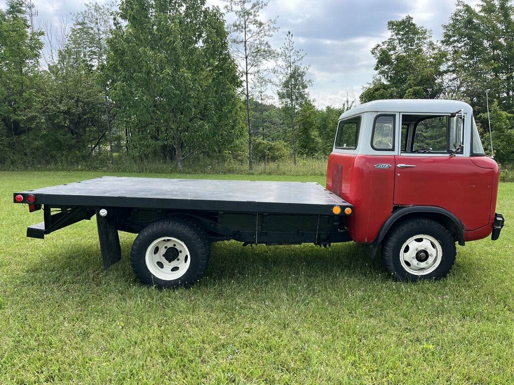 Jeep-fc-170-1964-red-1