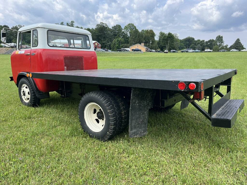 Jeep-fc-170-1964-red-5