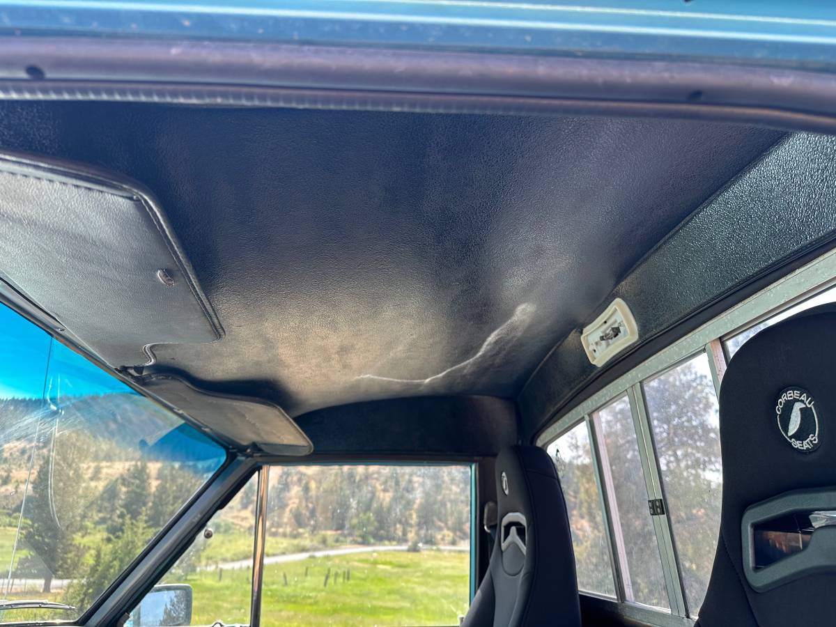 Jeep-gladiator-1976-blue-8