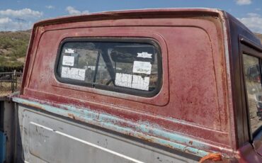 Jeep-gladiator-j300-1963-brown-8