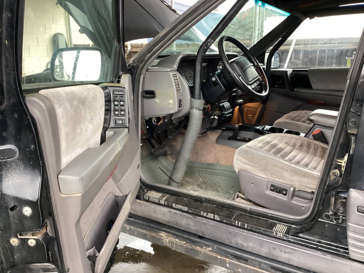 Jeep-grand-cherokee-1995-black-9