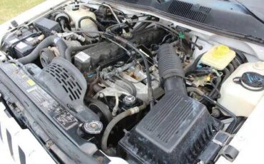 Jeep-grand-cherokee-5.2-1995-white-1