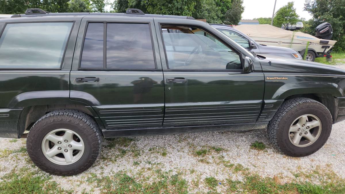 Jeep-grand-cherokee-limited-1995-green-10