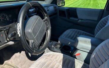 Jeep-grand-cherokee-loredo-1993-silver-3
