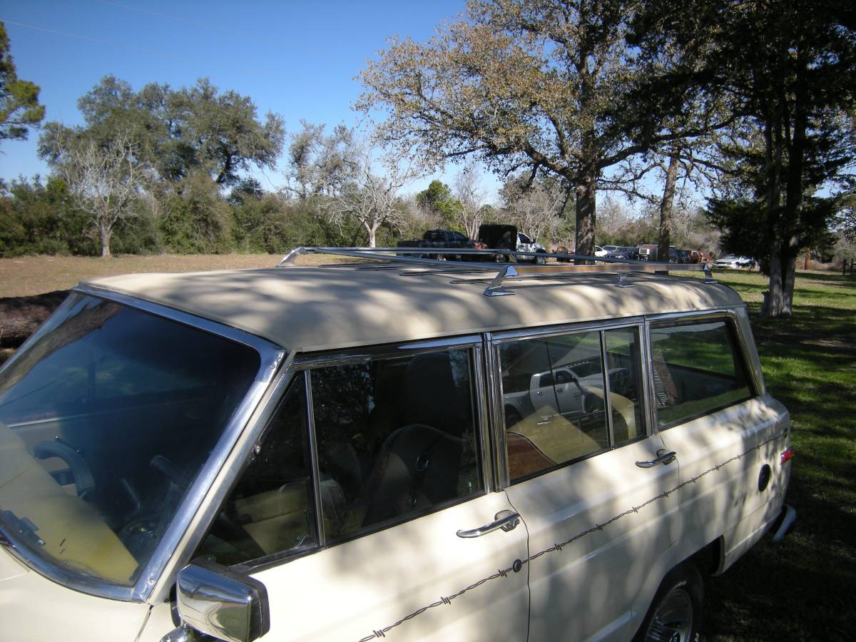 Jeep-grand-wagoneer-1985-4
