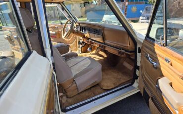 Jeep-grand-wagoneer-1986-custom-16