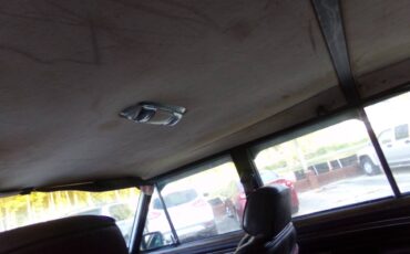 Jeep-grand-wagoneer-1988-grey-12