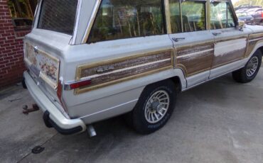 Jeep-grand-wagoneer-1988-grey-17