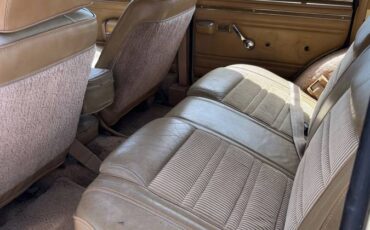 Jeep-grand-wagoneer-1988-yellow-4