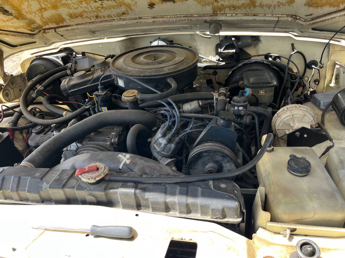Jeep-grand-wagoneer-1988-yellow-5