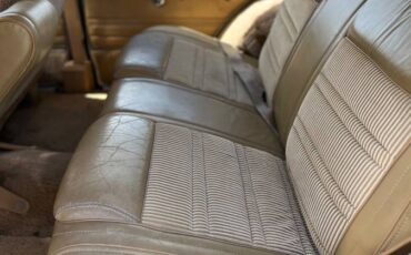 Jeep-grand-wagoneer-1988-yellow-7