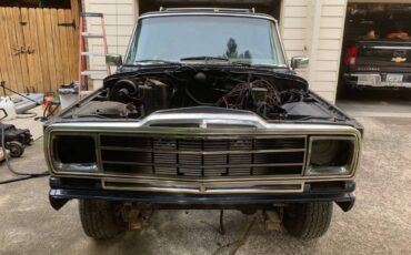 Jeep-grand-wagoneer-1989-blue-12