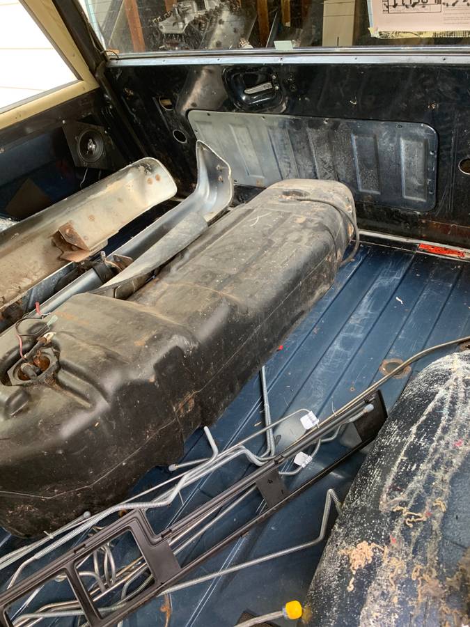 Jeep-grand-wagoneer-1989-blue-17