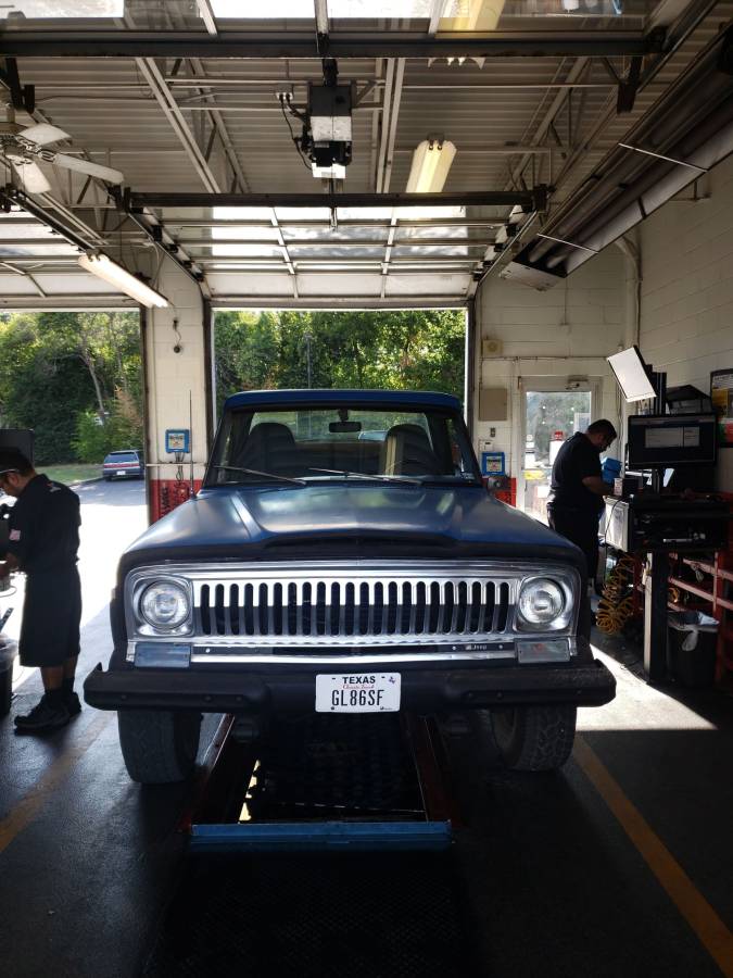 Jeep-j-10-1975-blue-1