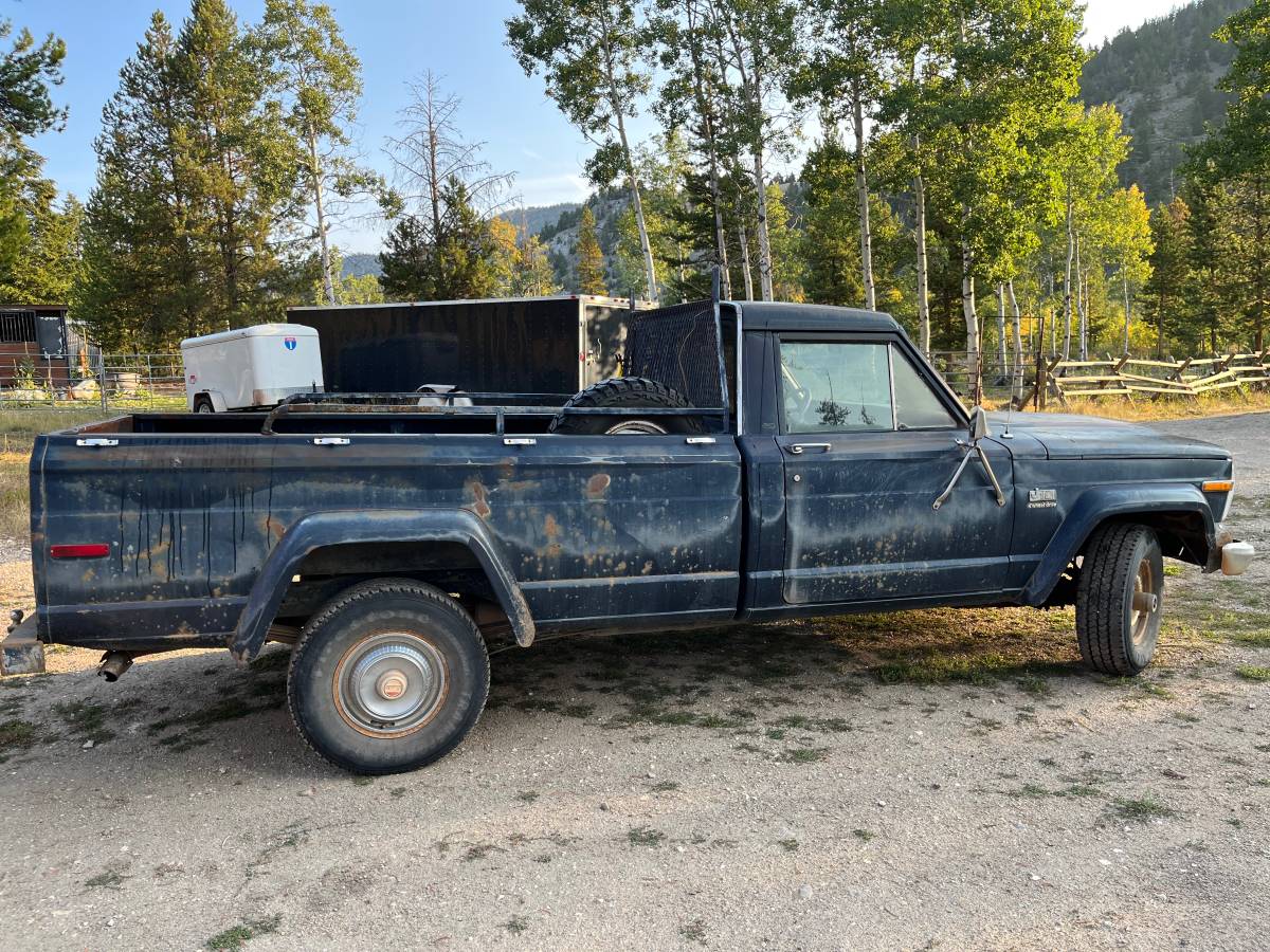 Jeep-j-10-1985-blue-1