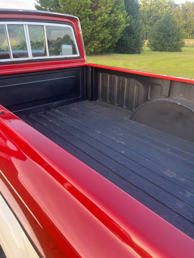Jeep-j10-1977-white-10