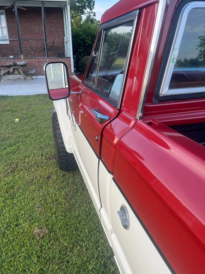 Jeep-j10-1977-white-11
