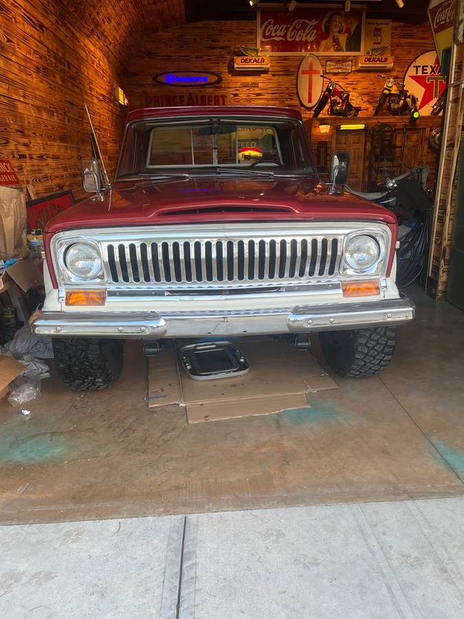 Jeep-j10-1977-white-7