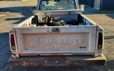 Jeep-j10-1979-custom-11