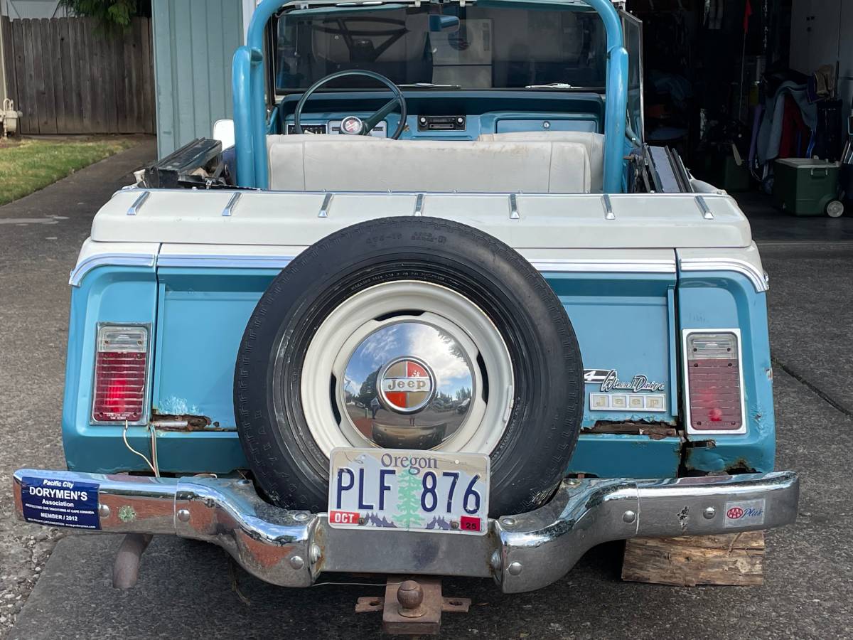 Jeep-jeepster-1967-blue-5