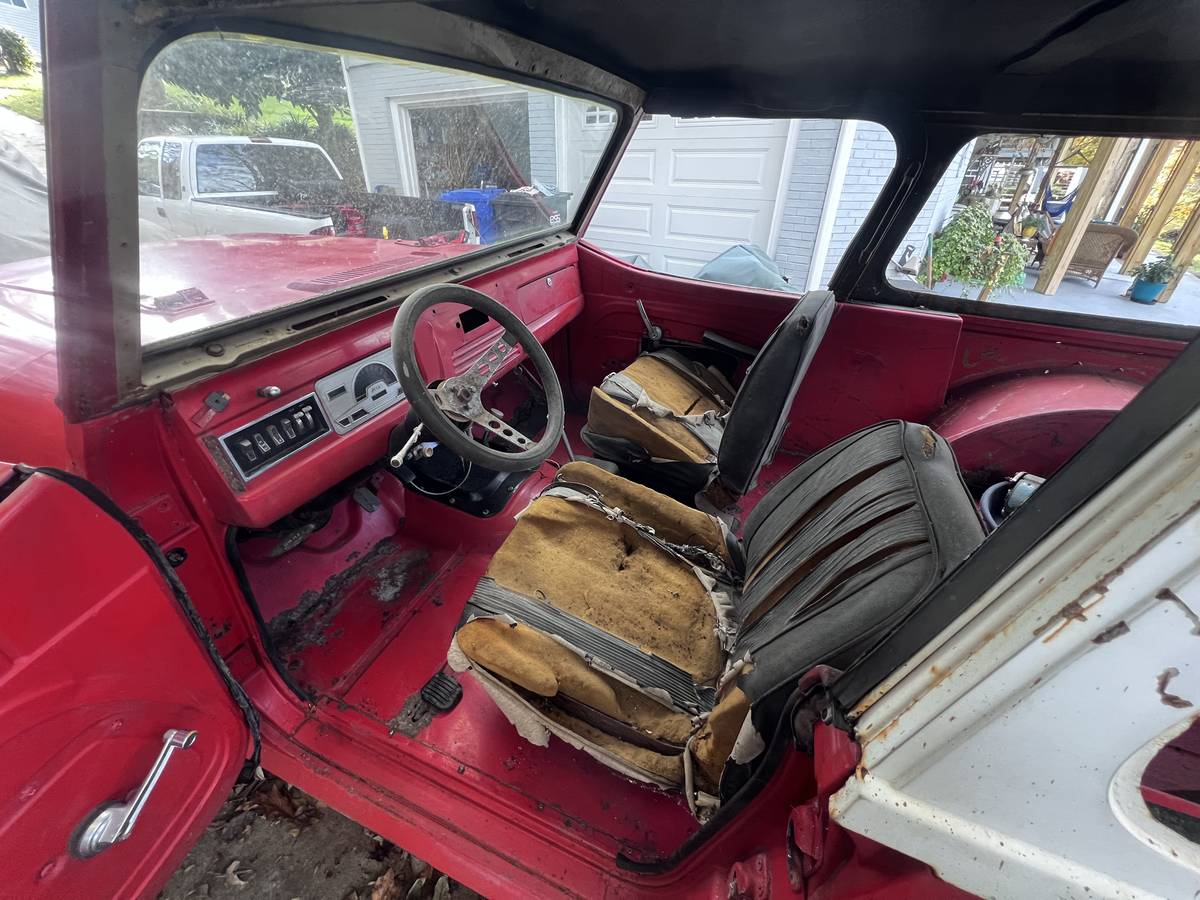 Jeep-jeepster-commando-1969-red-21