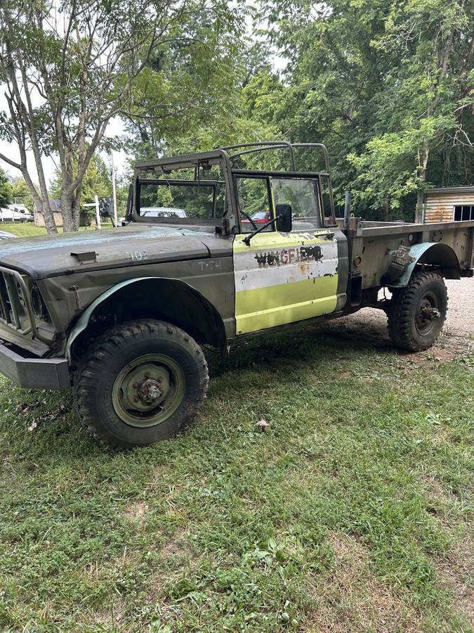 Jeep-kaiser-1969-green-5