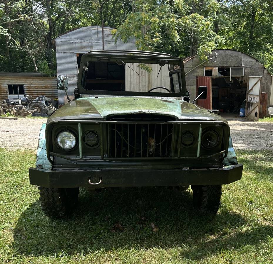 Jeep-kaiser-1969-green-7