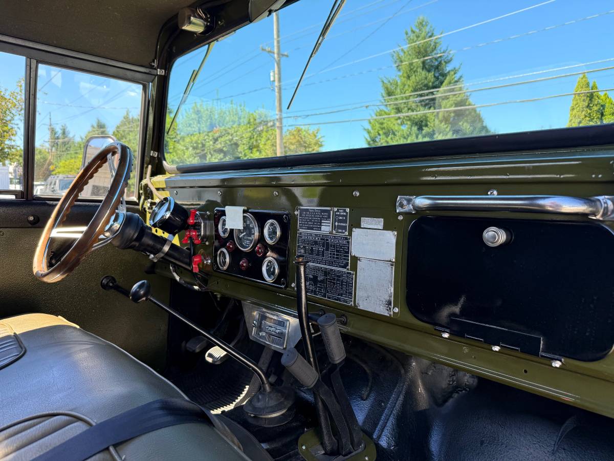 Jeep-kaiser-army-1968-green-12