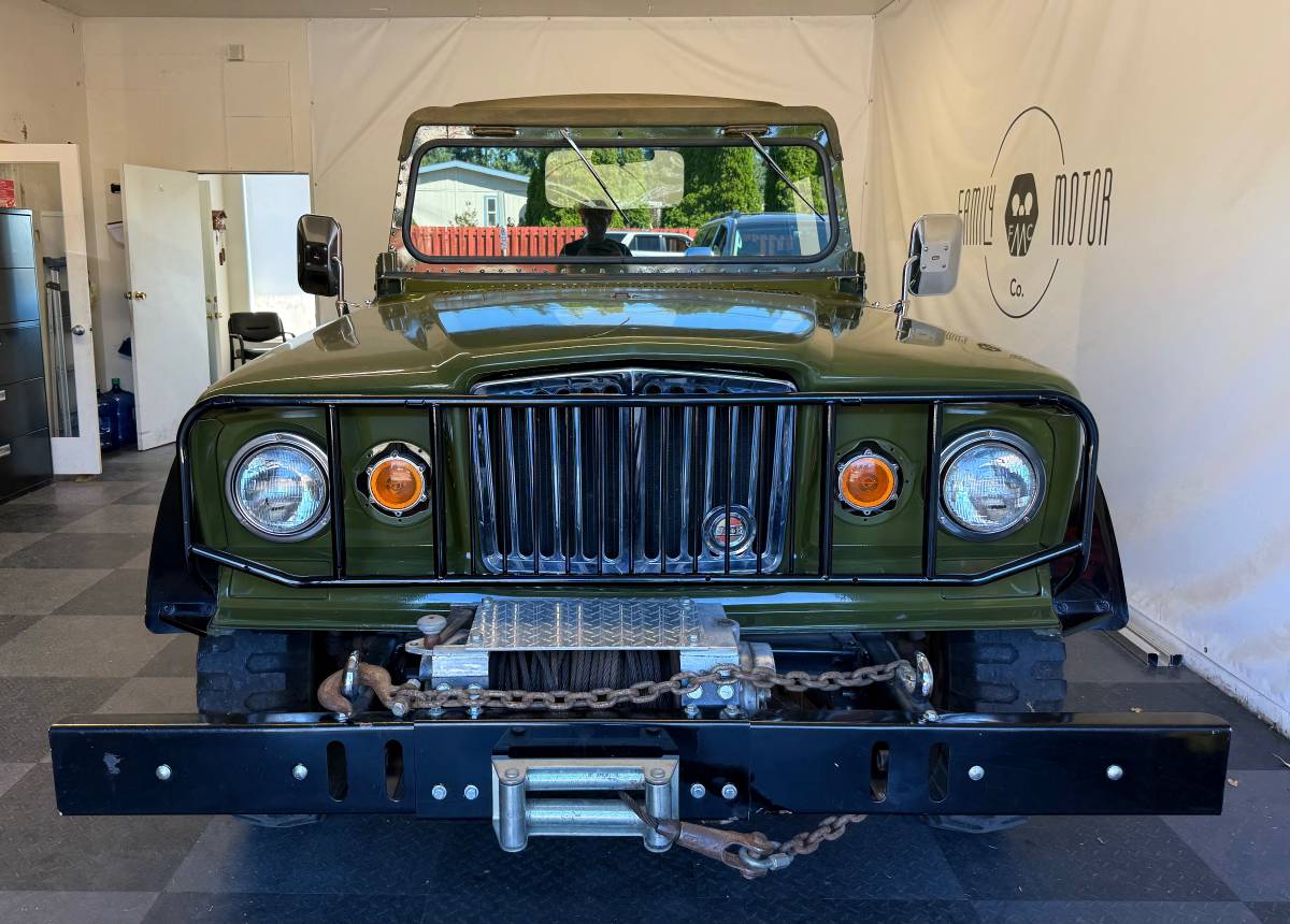 Jeep-kaiser-army-1968-green-3