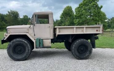 Jeep-kaiser-diesel-1970-brown-1
