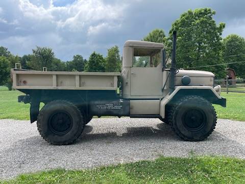 Jeep-kaiser-diesel-1970-brown-2