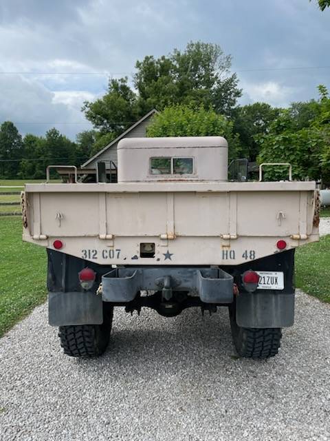 Jeep-kaiser-diesel-1970-brown-3