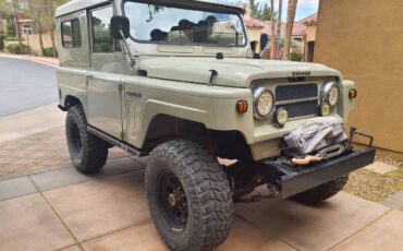 Jeep-nissan-patrol-1969