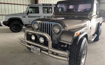 Jeep-scrambler-1983-1