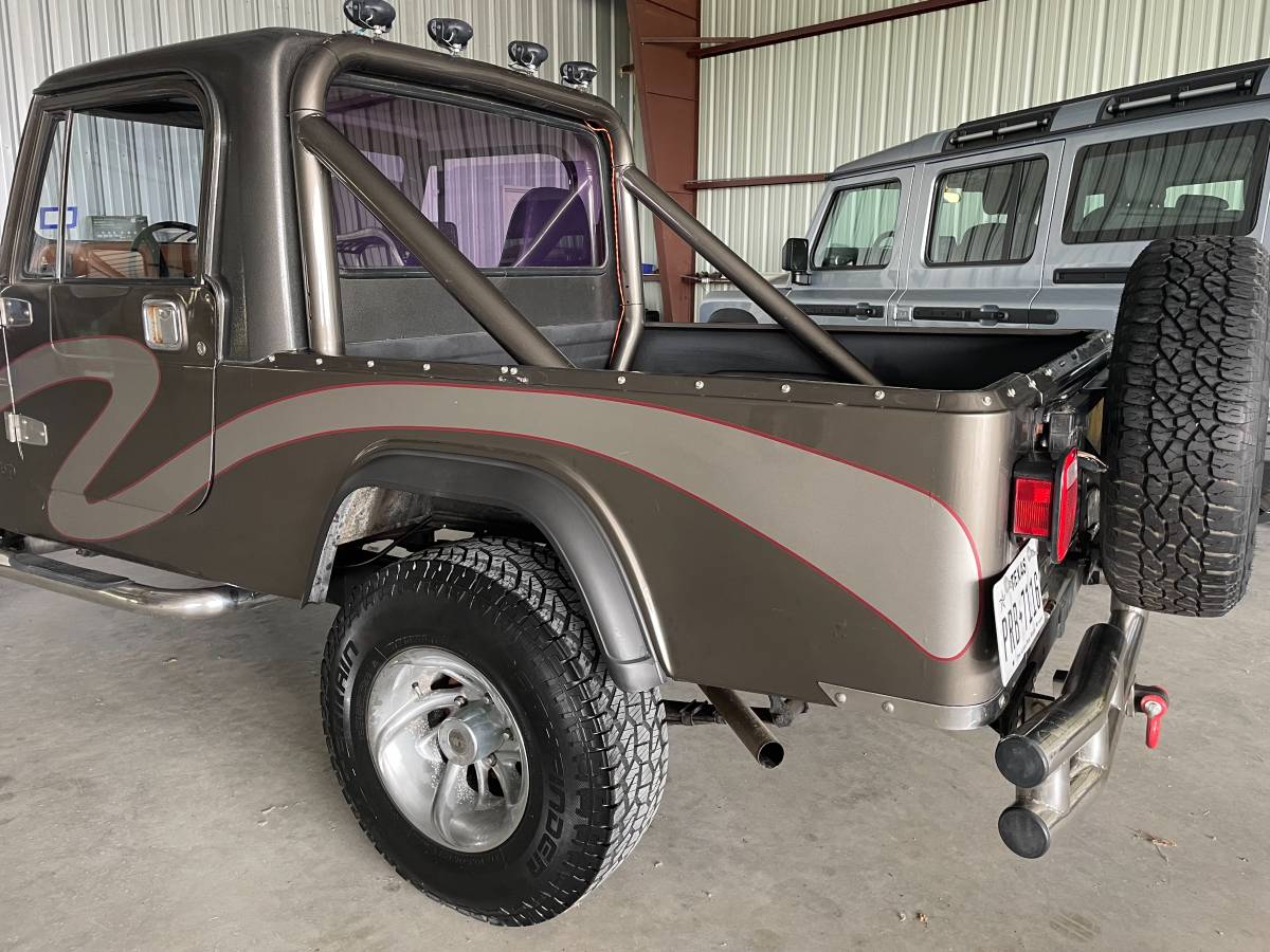 Jeep-scrambler-1983-2