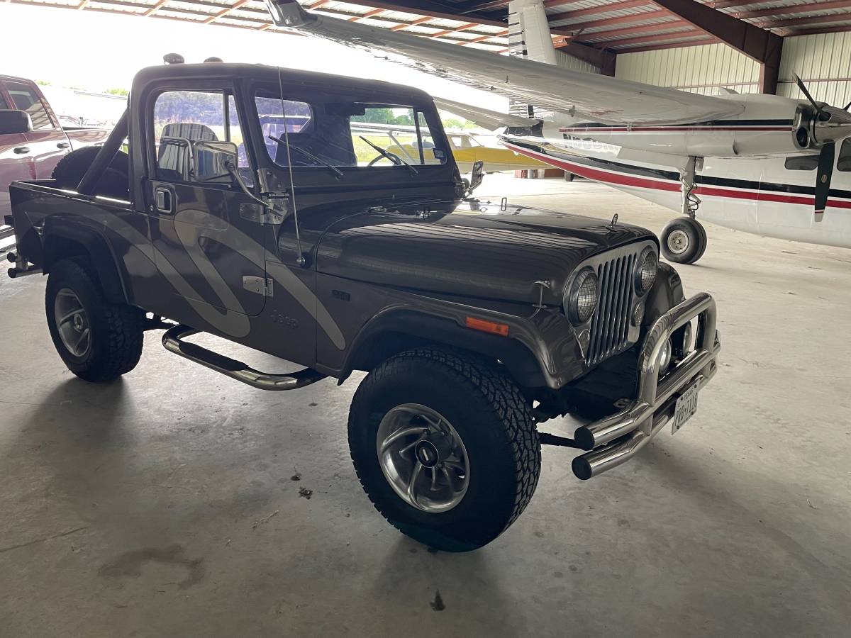 Jeep-scrambler-1983
