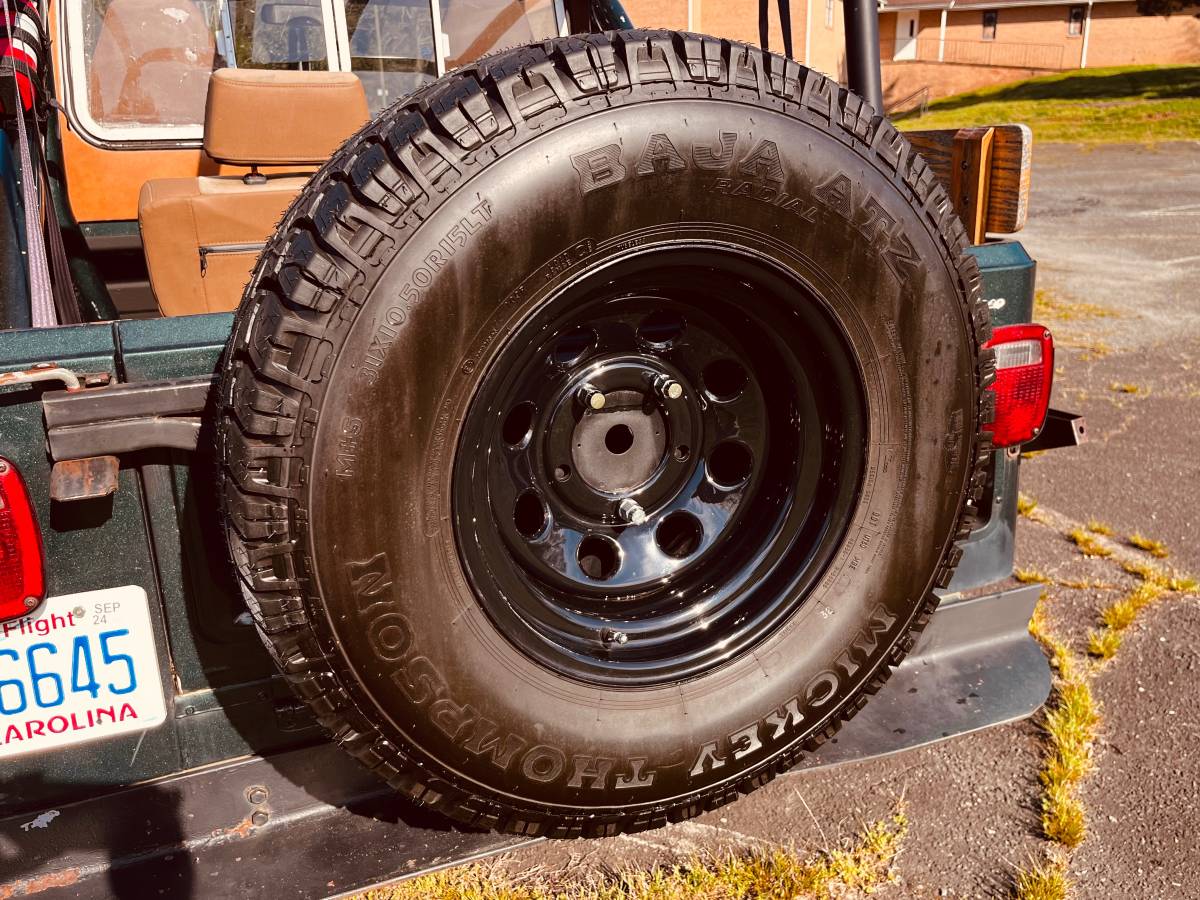 Jeep-scrambler-cj-8-1982-green-7