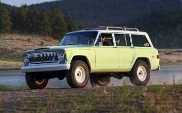Jeep-wagoneer-1965-yellow-11
