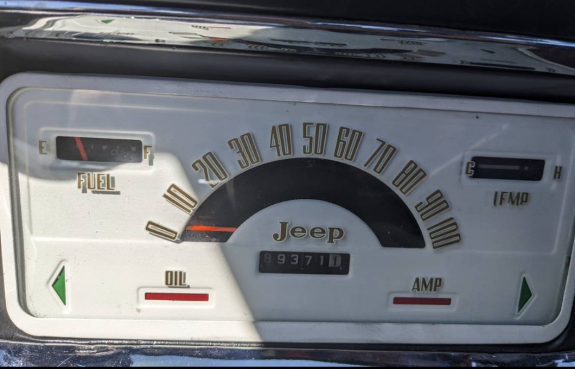 Jeep-wagoneer-1965-yellow-6