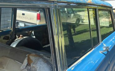 Jeep-wagoneer-1969-blue-12