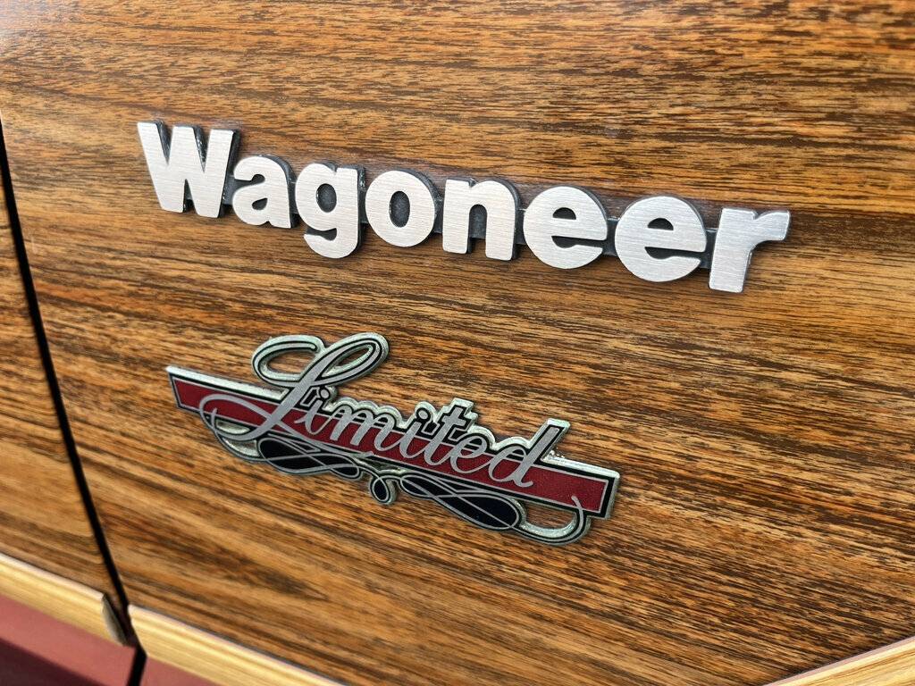 Jeep-wagoneer-1981-20