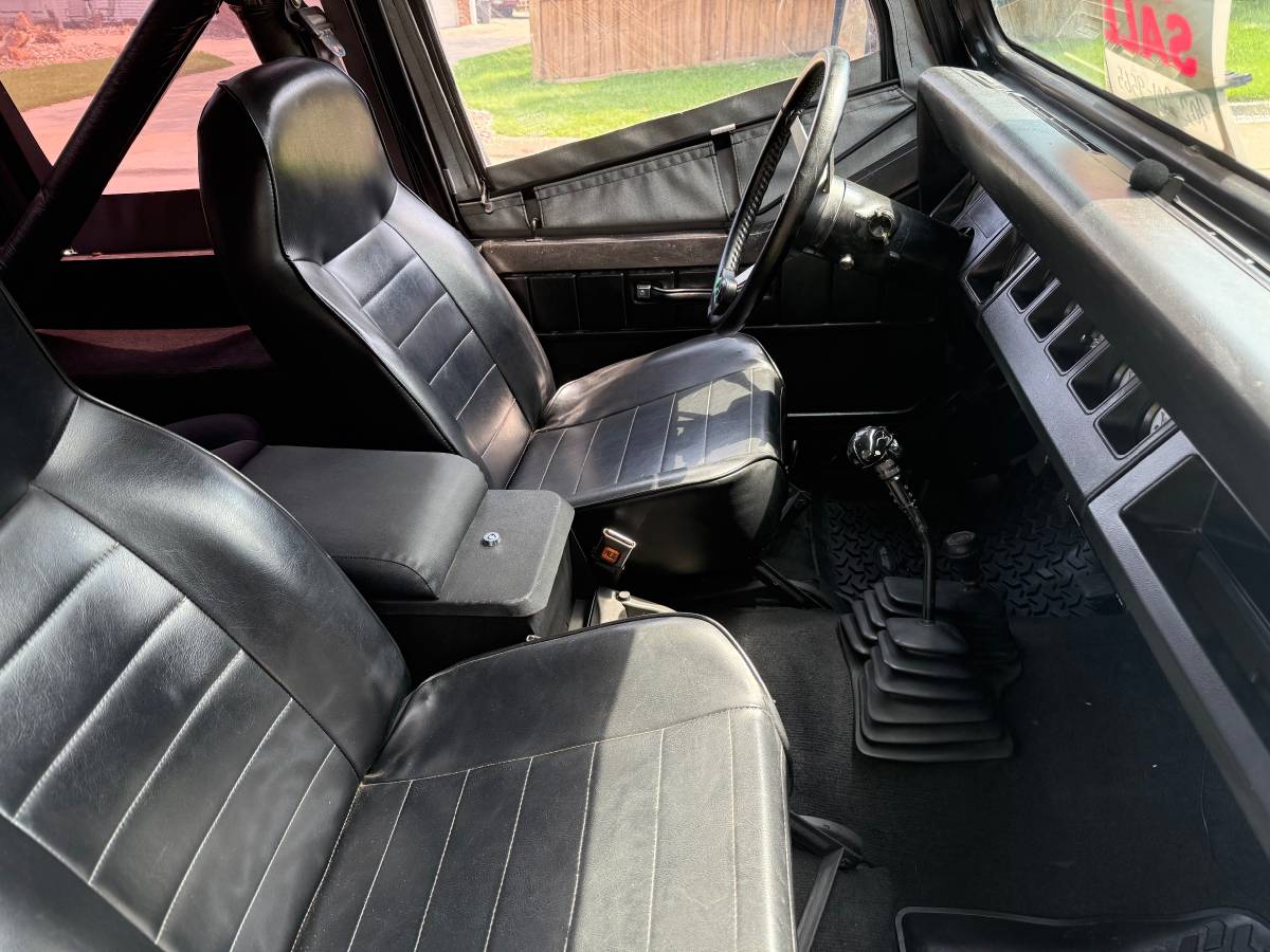 Jeep-wrangle-1987-black-10