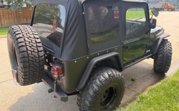 Jeep-wrangle-1987-black-7