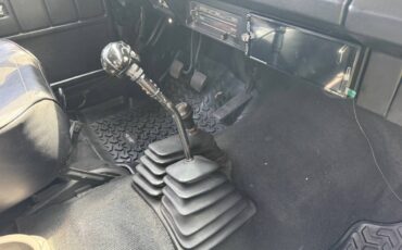 Jeep-wrangle-1987-black-9