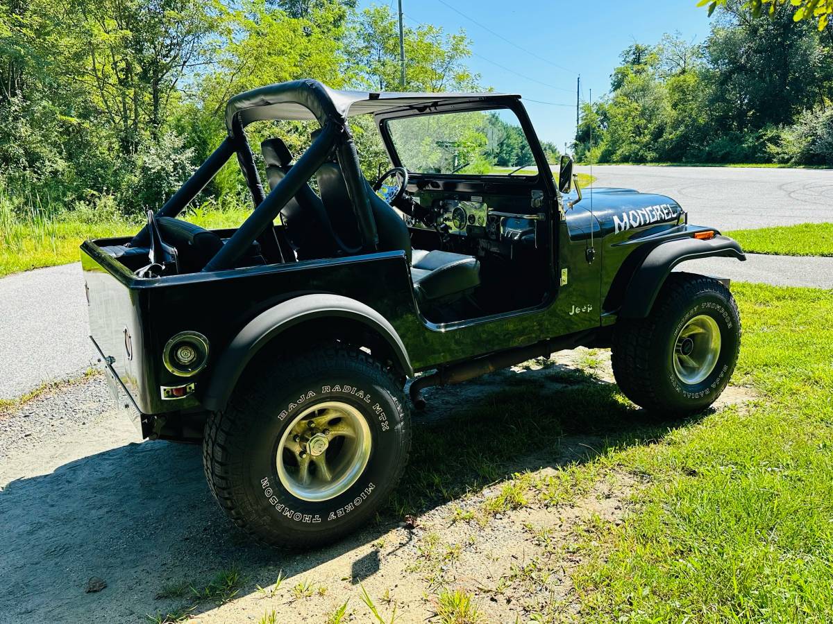 Jeep-wrangler-1983-black-4