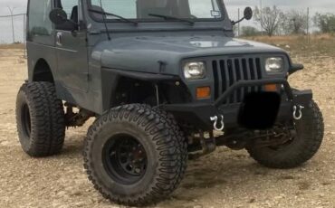 Jeep-wrangler-1987-custom-1
