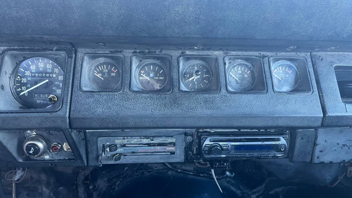 Jeep-wrangler-1987-custom-4
