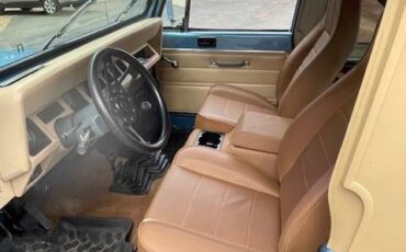 Jeep-wrangler-1988-3